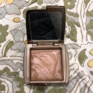 Hourglass Bronzer